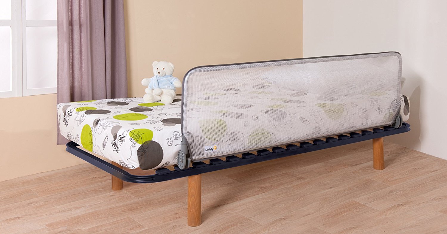 Защитный барьер S 24530010 на металлическом каркасе для детской кроватки  